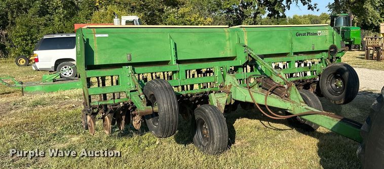 image for item NP9553 Great Plains PD15-247589  grain drill