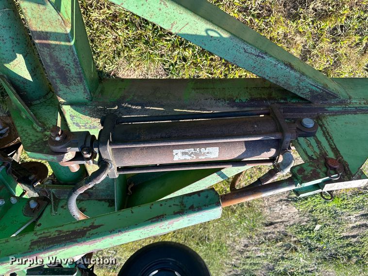 image for item NP9553 Great Plains PD15-247589  grain drill