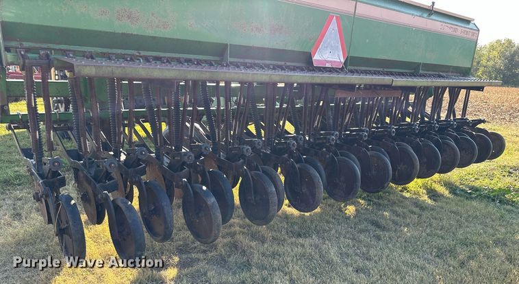 image for item NP9553 Great Plains PD15-247589  grain drill