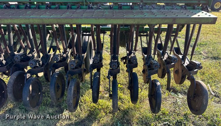 image for item NP9553 Great Plains PD15-247589  grain drill