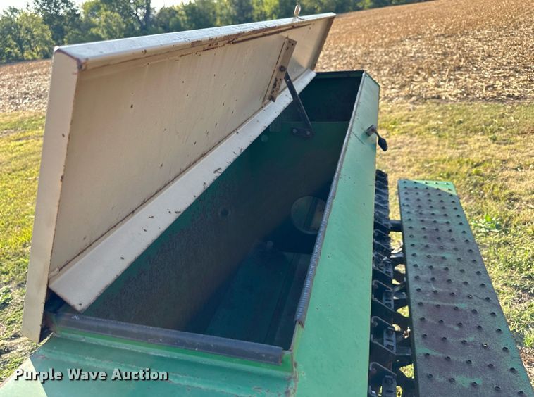 image for item NP9553 Great Plains PD15-247589  grain drill