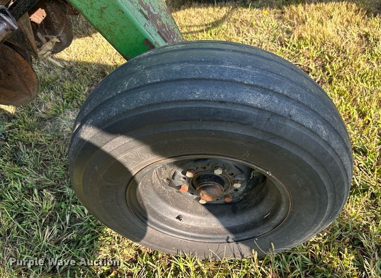 image for item NP9553 Great Plains PD15-247589  grain drill