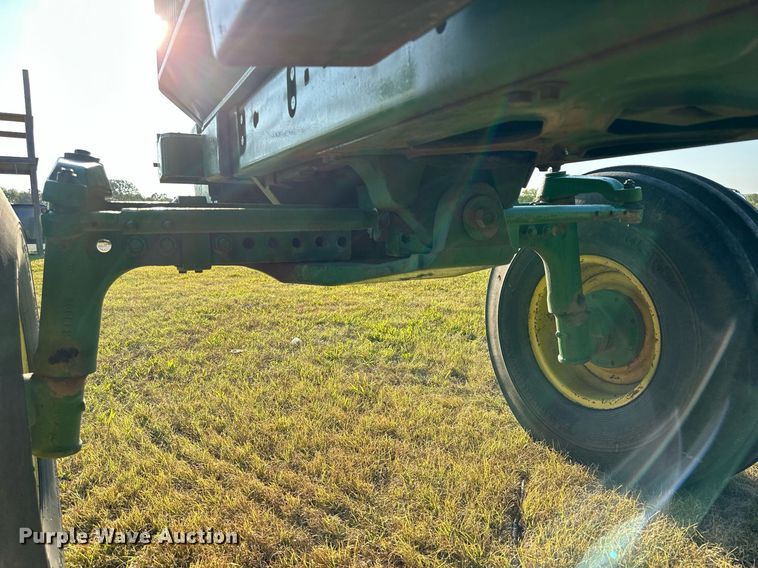 image for item NP9554 1983 John Deere 4650  tractor