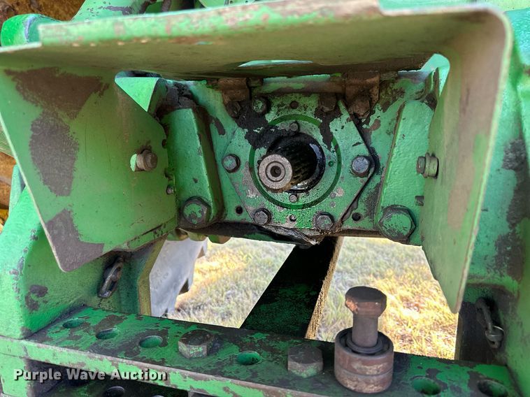 image for item NP9554 1983 John Deere 4650  tractor