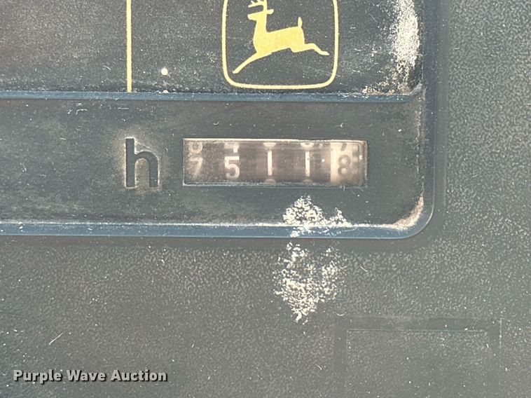 image for item NP9554 1983 John Deere 4650  tractor