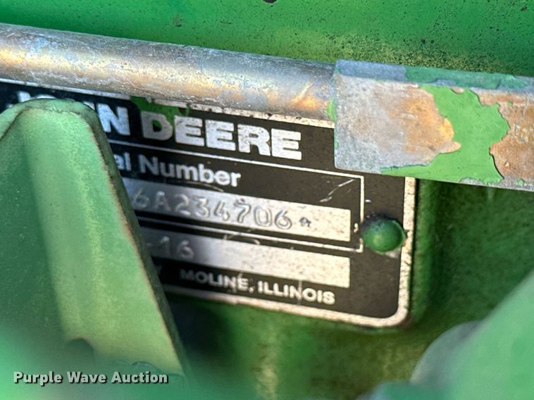 image for item NP9554 1983 John Deere 4650  tractor