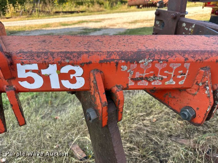 image for item NP9556 Case 513  V-ripper