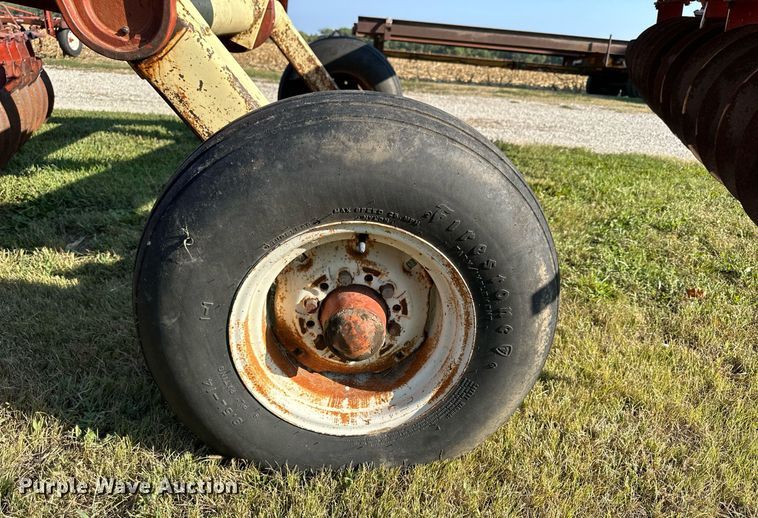 image for item NP9557 Krause  11' offset disk