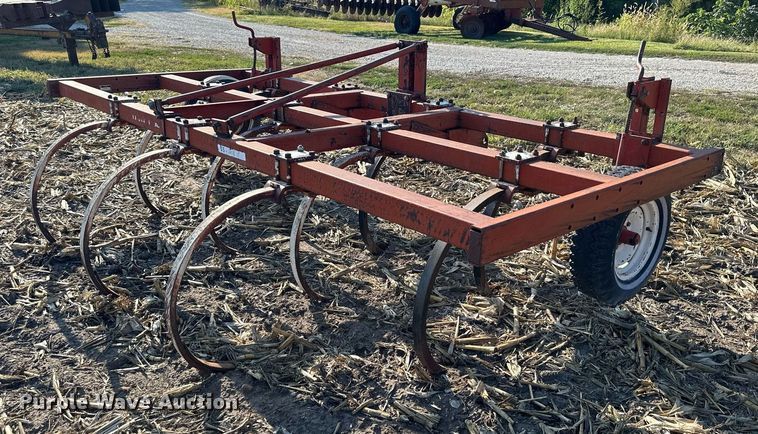 image for item NP9558 International 55  chisel