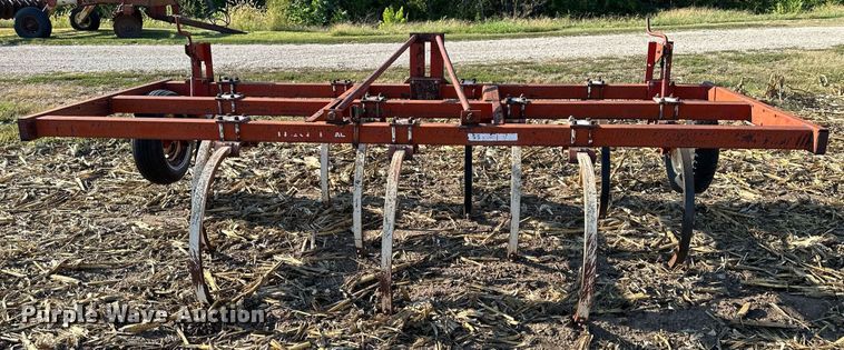 image for item NP9558 International 55  chisel