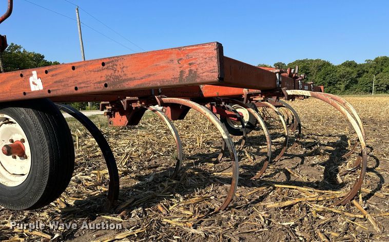 image for item NP9558 International 55  chisel