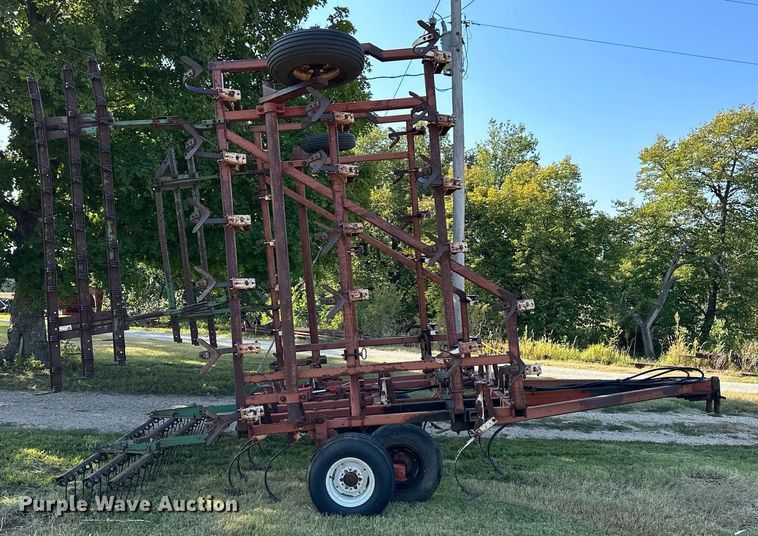 image for item NP9561 Austin 814  field cultivator