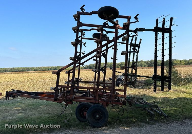 image for item NP9561 Austin 814  field cultivator