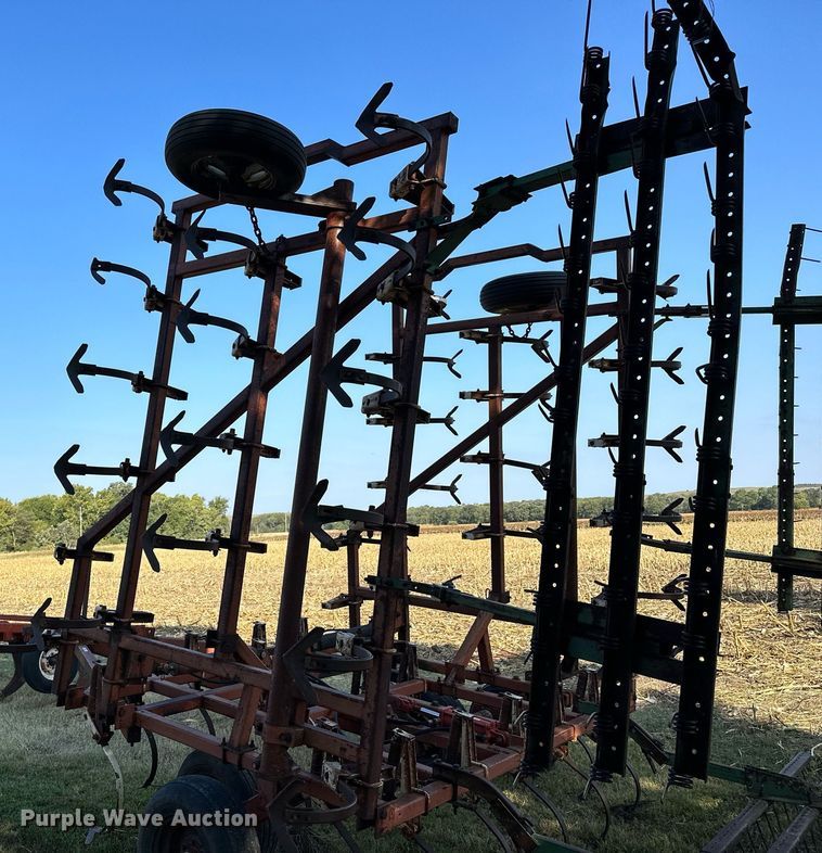 image for item NP9561 Austin 814  field cultivator