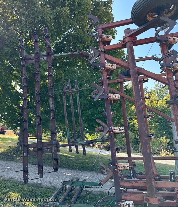 image for item NP9561 Austin 814  field cultivator