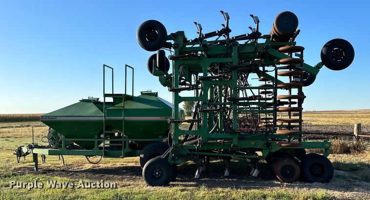 image for item NP9640 Great Plains  air seeder