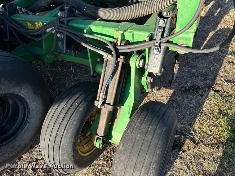 image for item NP9640 Great Plains  air seeder
