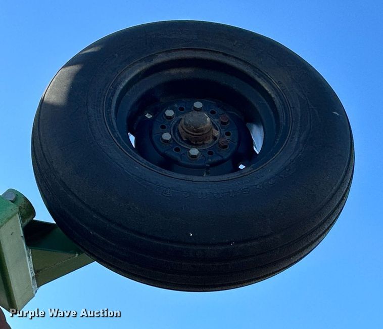 image for item NP9640 Great Plains  air seeder