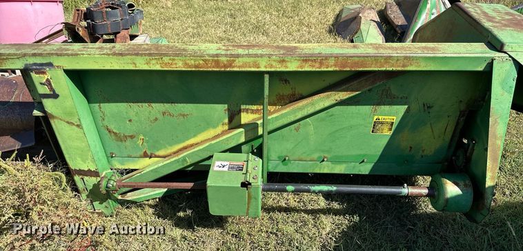 image for item NP9651 John Deere 853  all-crop head