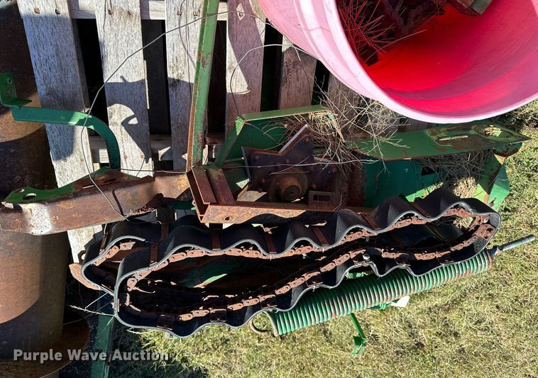 image for item NP9651 John Deere 853  all-crop head