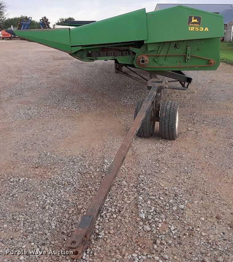 image for item NV9314 John Deere 1253A  all-crop head