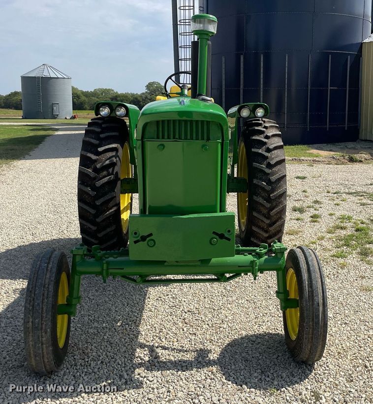 image for item NX9760 1964 John Deere 3020 tractor