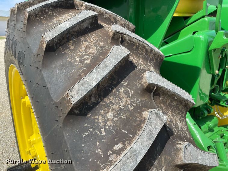 image for item NX9760 1964 John Deere 3020 tractor