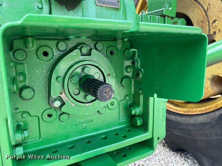 image for item NX9761 1963 John Deere 4010 tractor