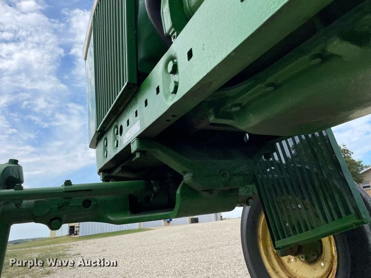 image for item NX9761 1963 John Deere 4010 tractor