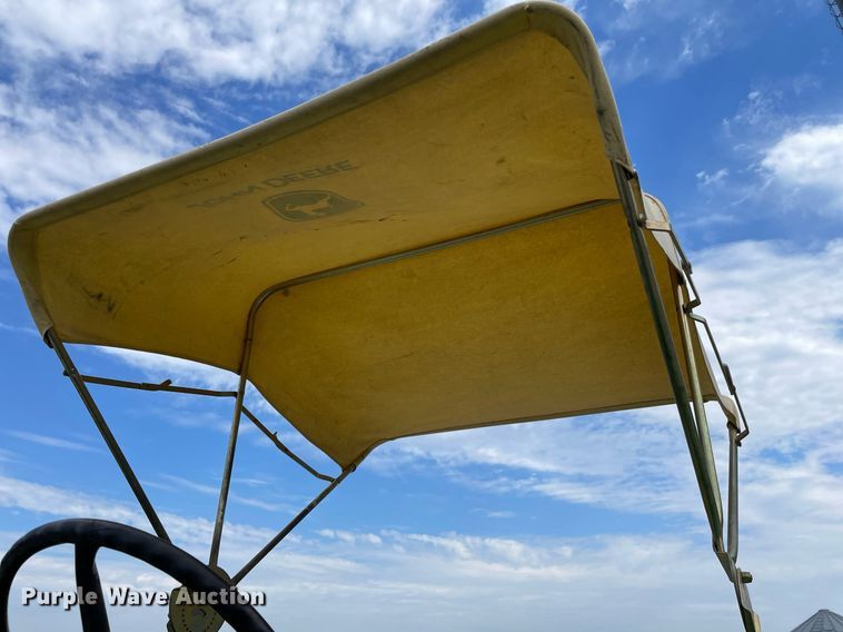 image for item NX9761 1963 John Deere 4010 tractor