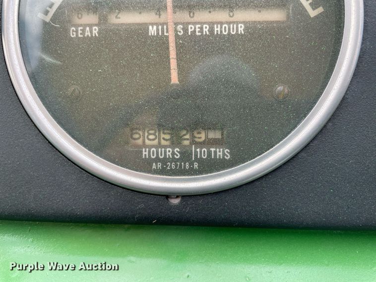 image for item NX9761 1963 John Deere 4010 tractor