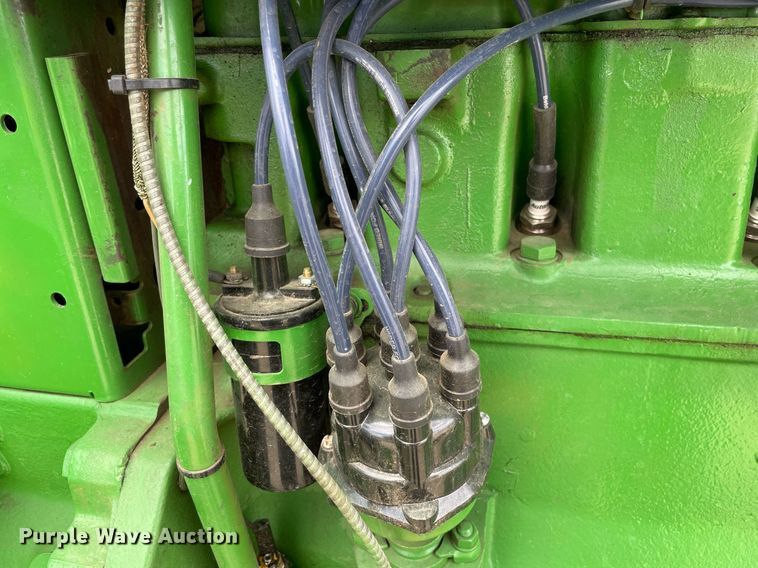 image for item NX9761 1963 John Deere 4010 tractor