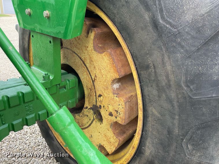 image for item NX9761 1963 John Deere 4010 tractor