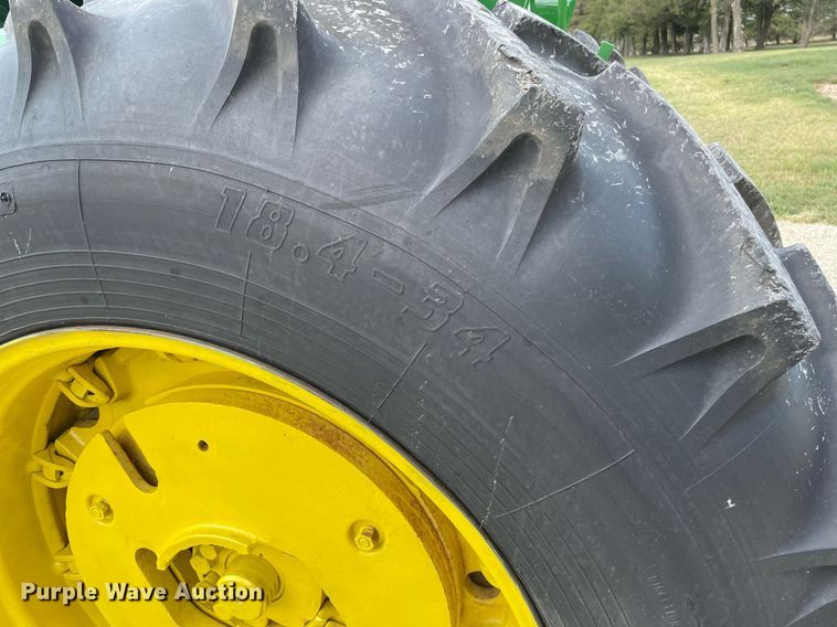 image for item NX9761 1963 John Deere 4010 tractor