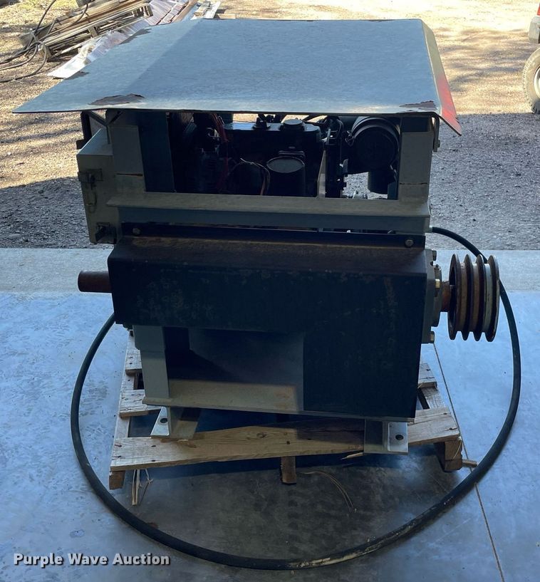 image for item NX9792 Kubota DG972-ES  engine