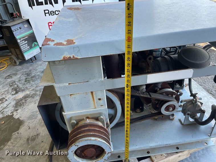 image for item NX9792 Kubota DG972-ES  engine