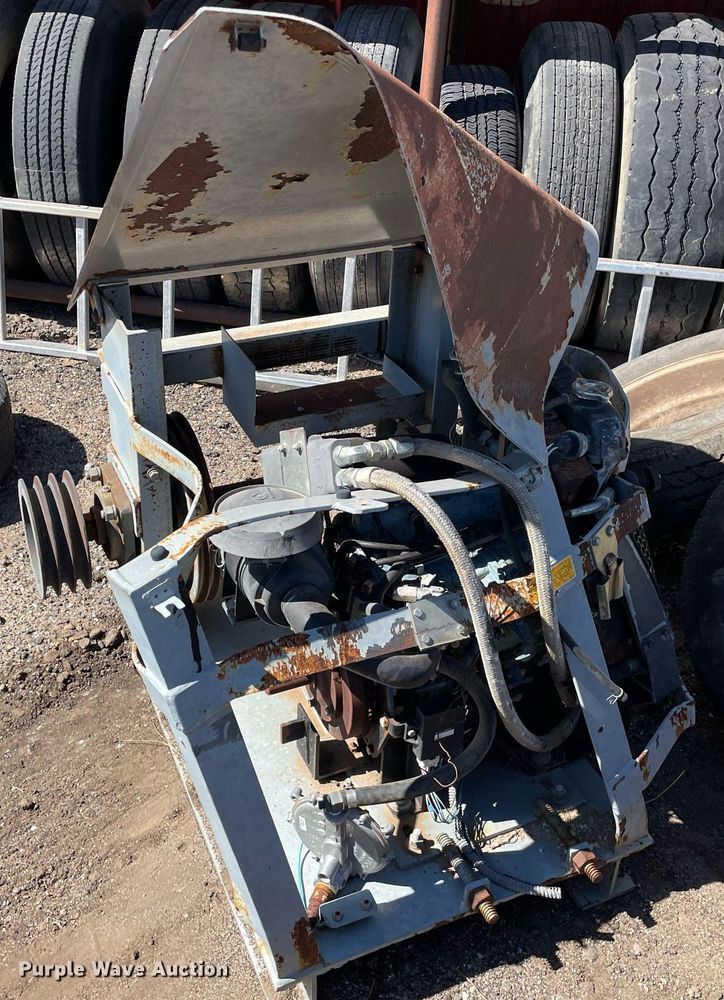 image for item NX9792 Kubota DG972-ES  engine