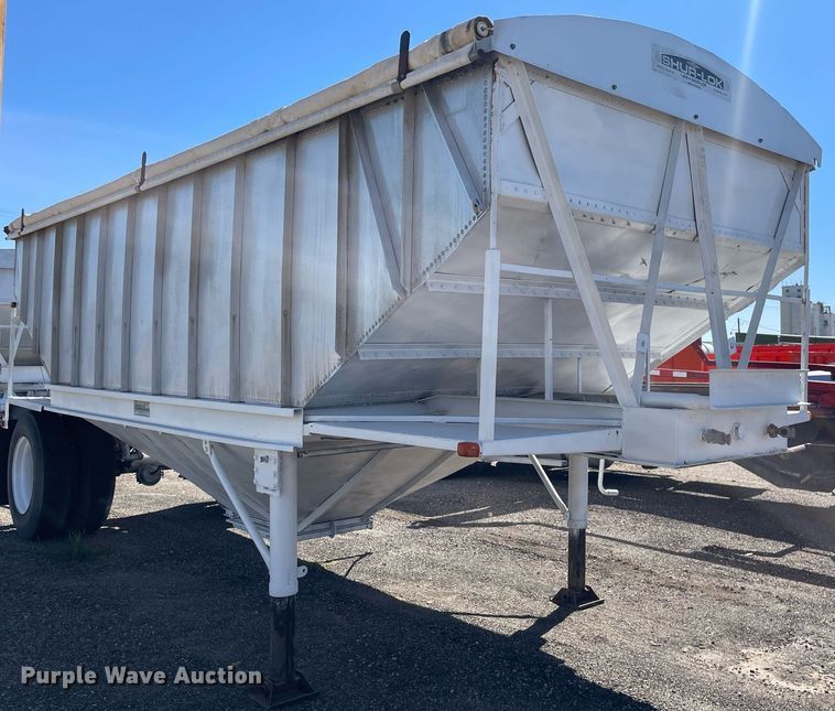 image for item NX9793 1979 Titan  grain trailer