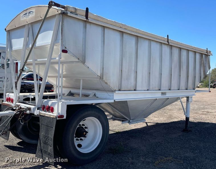 image for item NX9793 1979 Titan  grain trailer