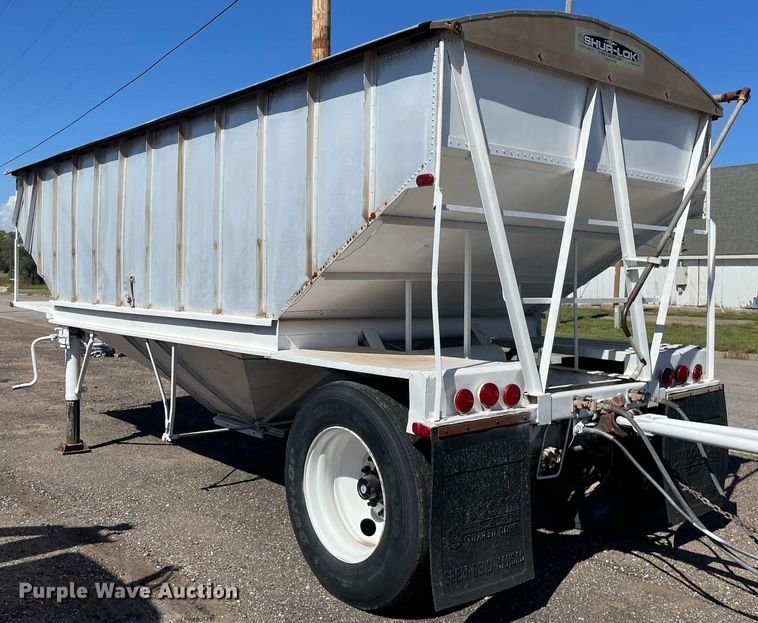 image for item NX9793 1979 Titan  grain trailer