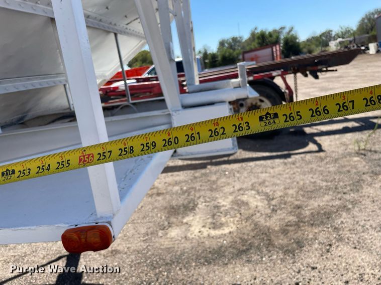 image for item NX9793 1979 Titan  grain trailer