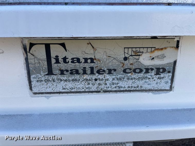 image for item NX9793 1979 Titan  grain trailer