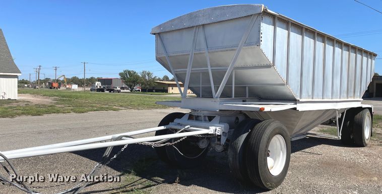 image for item NX9794 1979 Doonan  pup grain trailer