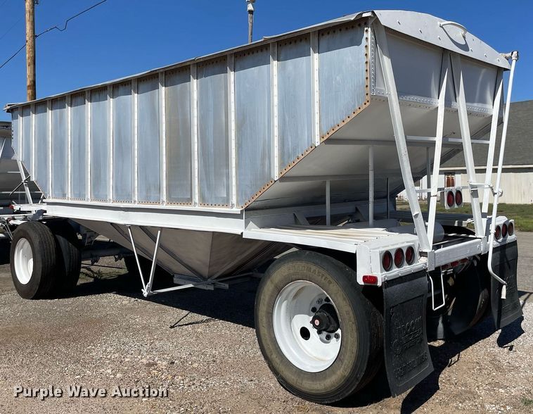 image for item NX9794 1979 Doonan  pup grain trailer