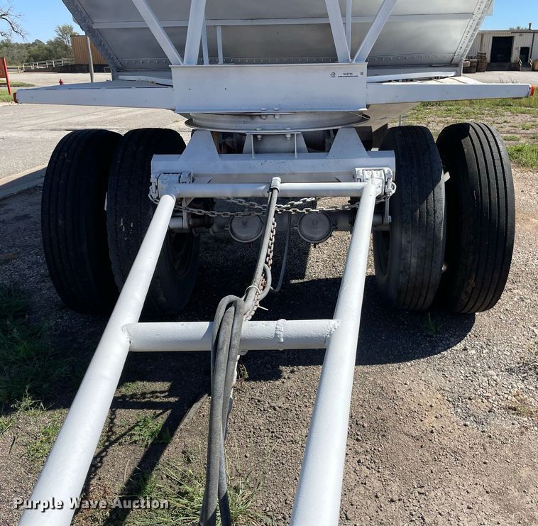 image for item NX9794 1979 Doonan  pup grain trailer