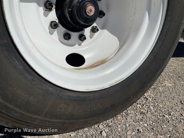 image for item NX9794 1979 Doonan  pup grain trailer