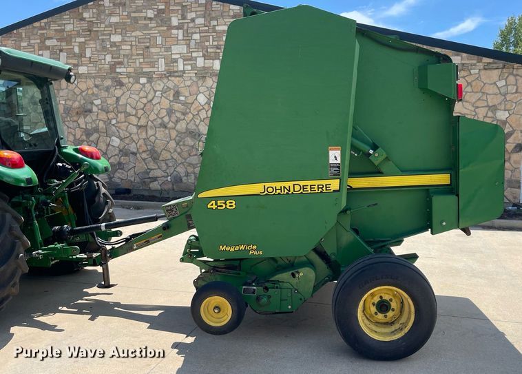 image for item NY9819 2008 John Deere 458  round baler