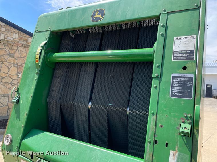 image for item NY9819 2008 John Deere 458  round baler