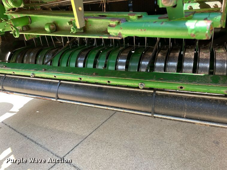 image for item NY9819 2008 John Deere 458  round baler