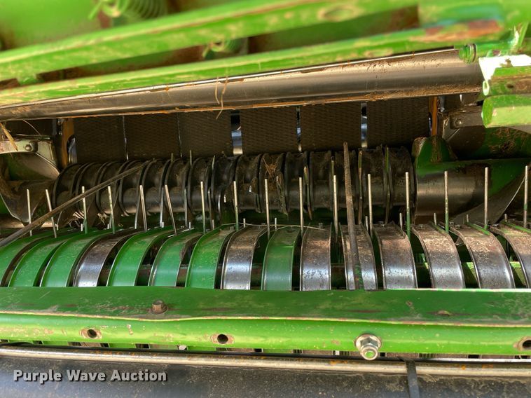 image for item NY9819 2008 John Deere 458  round baler